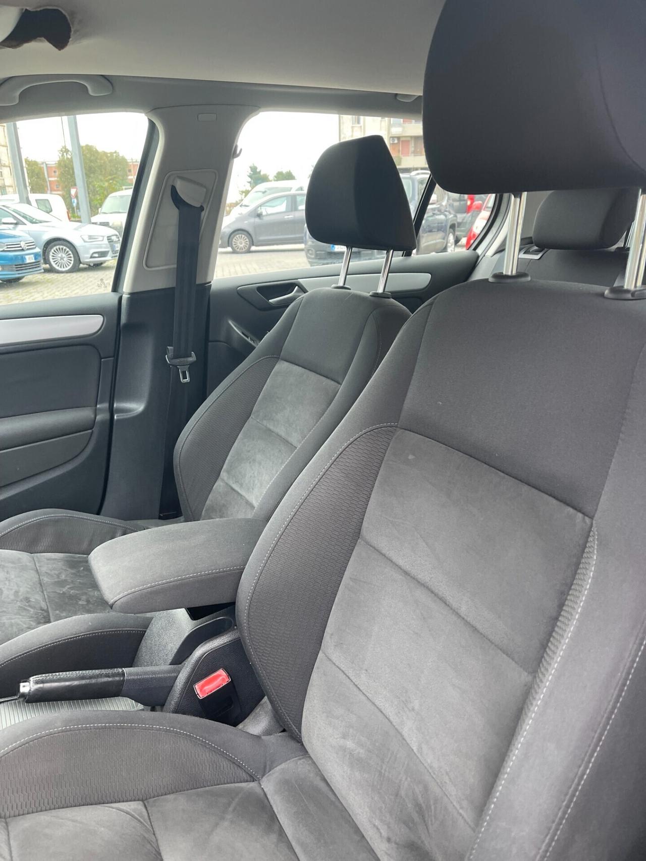 Volkswagen Golf 1.6 TDI 105cv