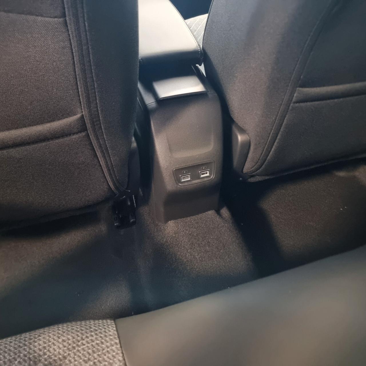 PEUGEOT 2008 ALLURE 1.2 Hybrid 136cv e-DCS6 cambio automatico S&S