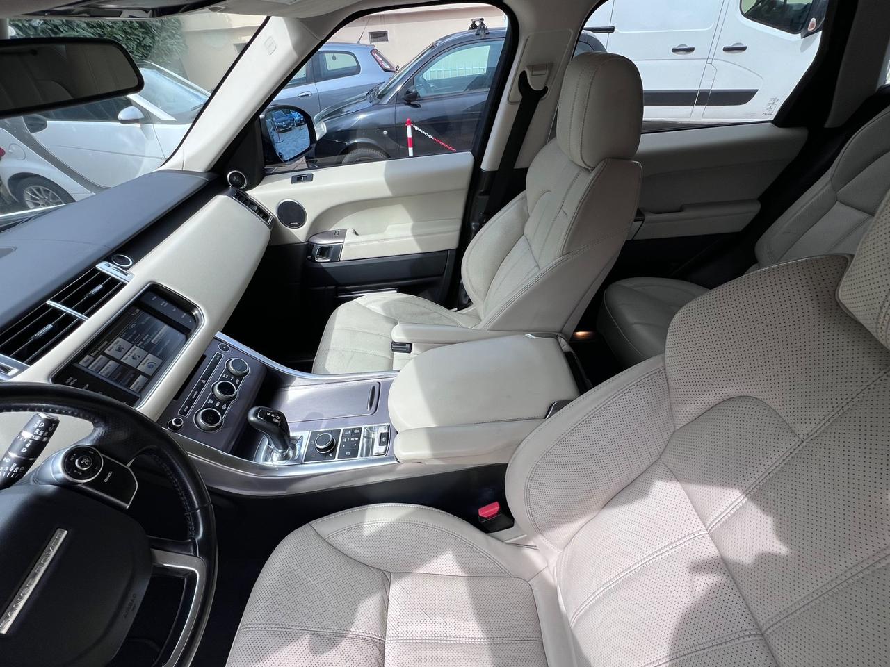 Land Rover Range Rover Range Rover 3.0 TDV6 HSE