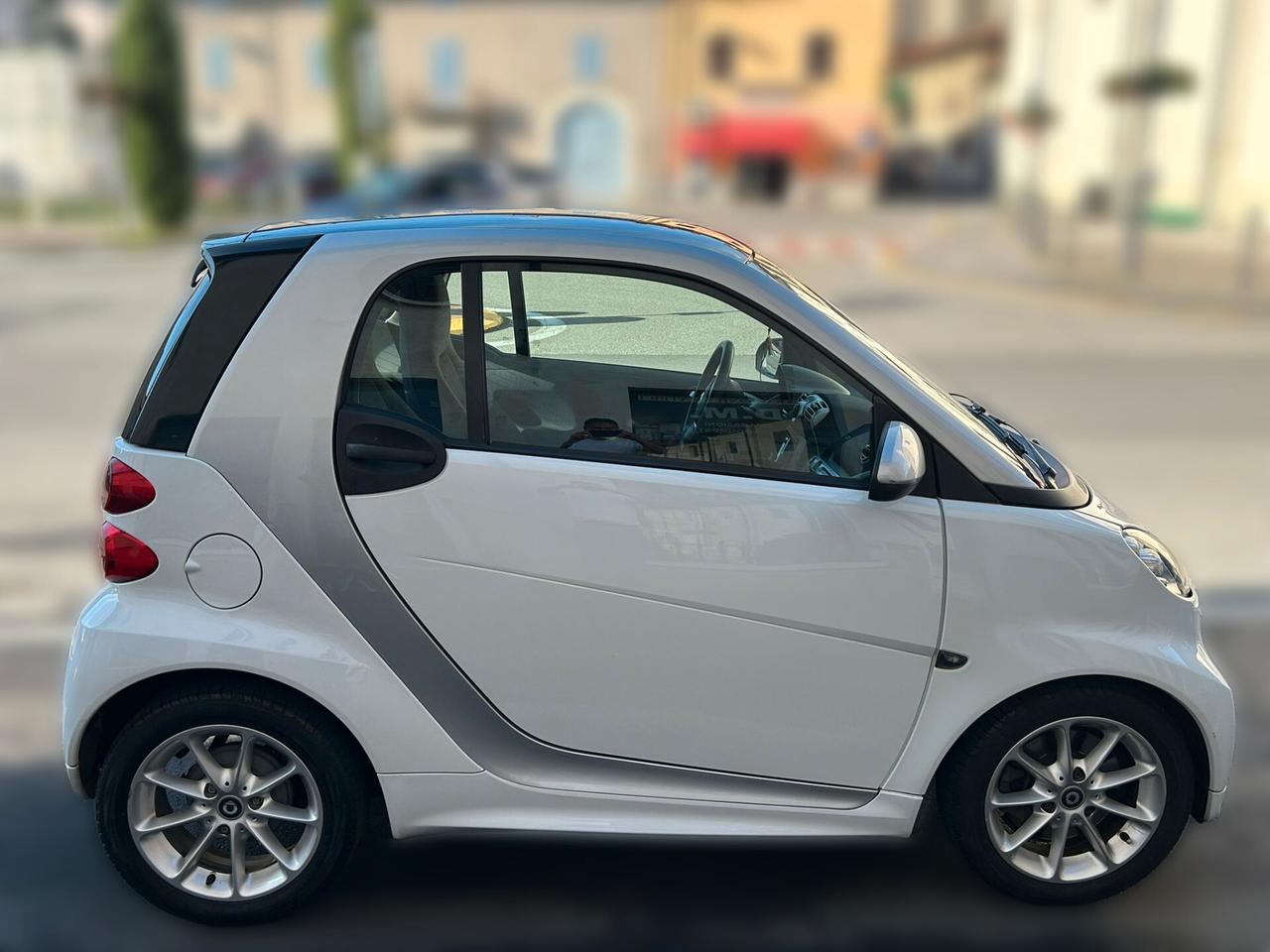Smart ForTwo 1.0 mhd Passion 71cv FL - ANCHE PER NEOPATENTATI