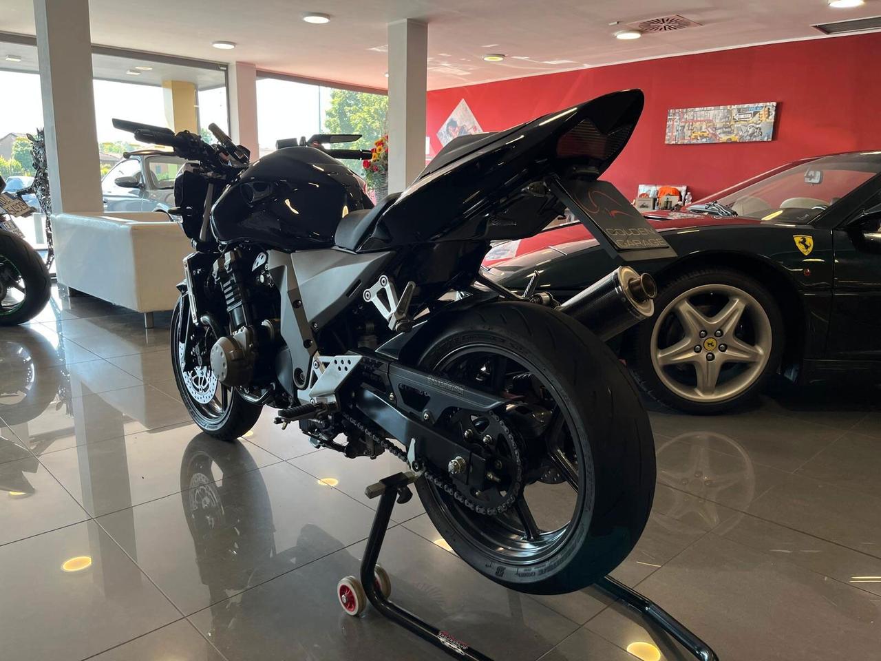 Kawasaki ZR 750