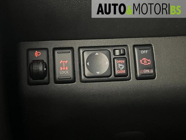 NISSAN Navara 2.5 dCi 190CV 4 porte Double Cab LE