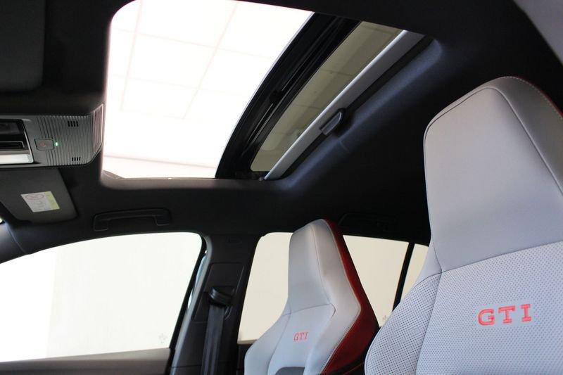 Volkswagen Golf Golf 2.0 TSI GTI DSG