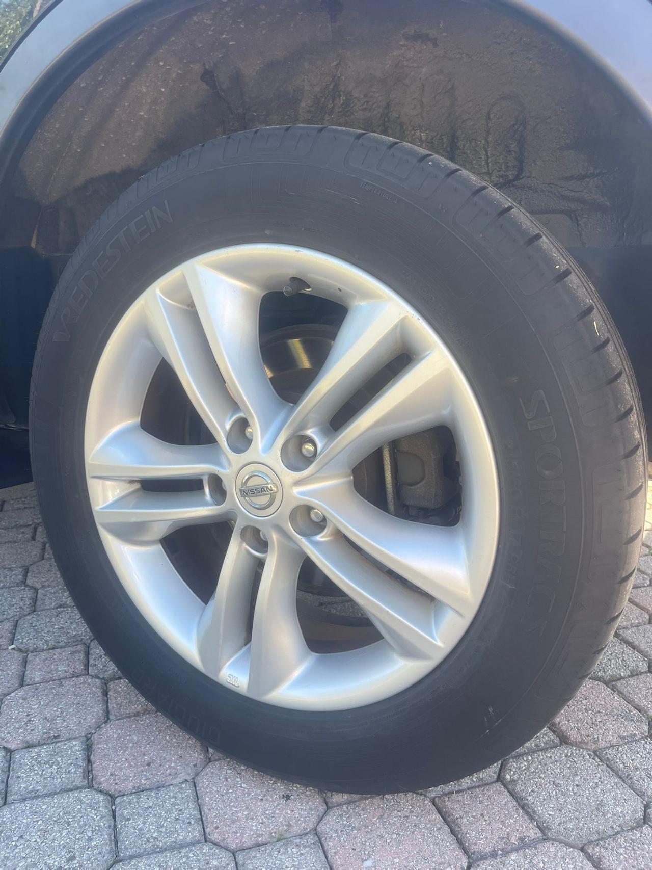 Nissan Qashqai 1.5 dCi DPF Tekna