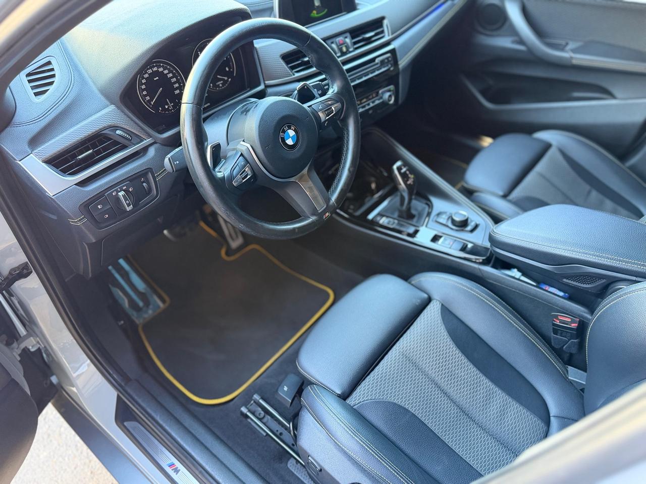 Bmw X2 sDrive18d Goldplay Edition