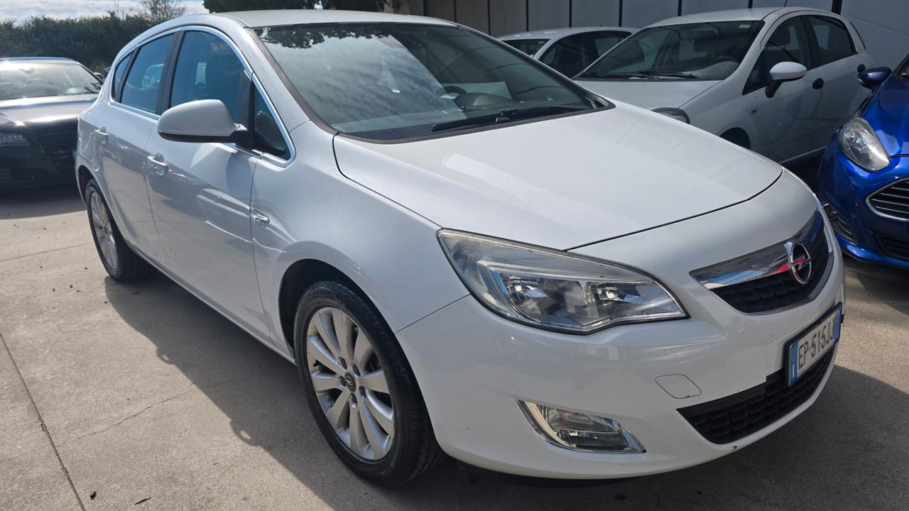 Opel Astra 1.7 CDTI 110CV 5 porte cosmo unico proprietario