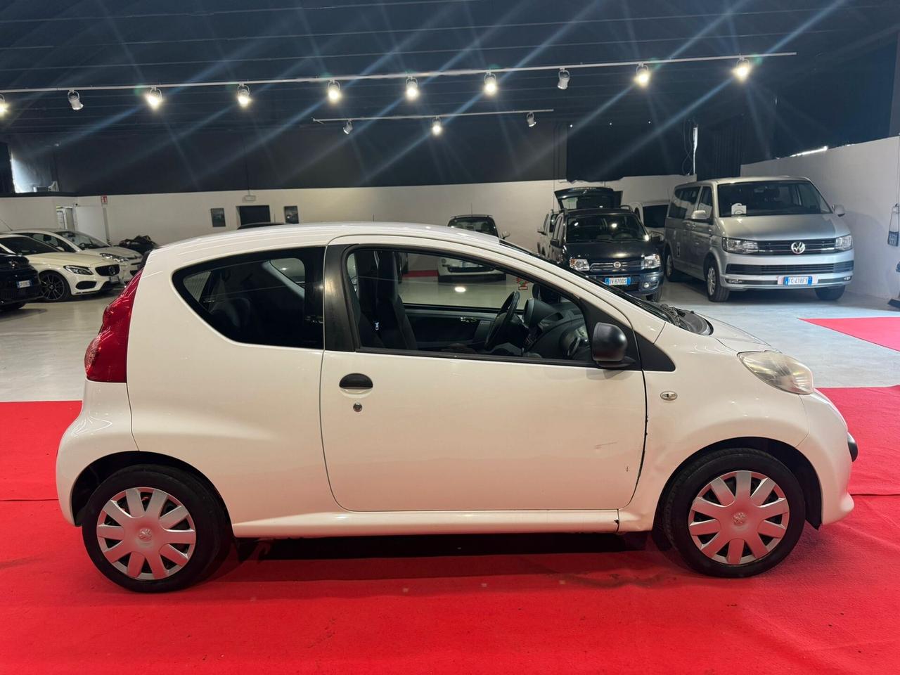 PEUGEOT 107 NEOPATENTATI