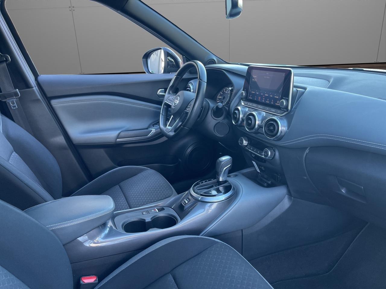 Nissan Juke 1.0 dig-t N-Connecta 114cv dct