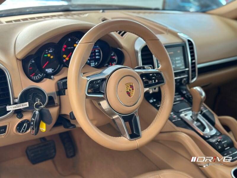 Porsche Cayenne Cayenne 3.0 Diesel