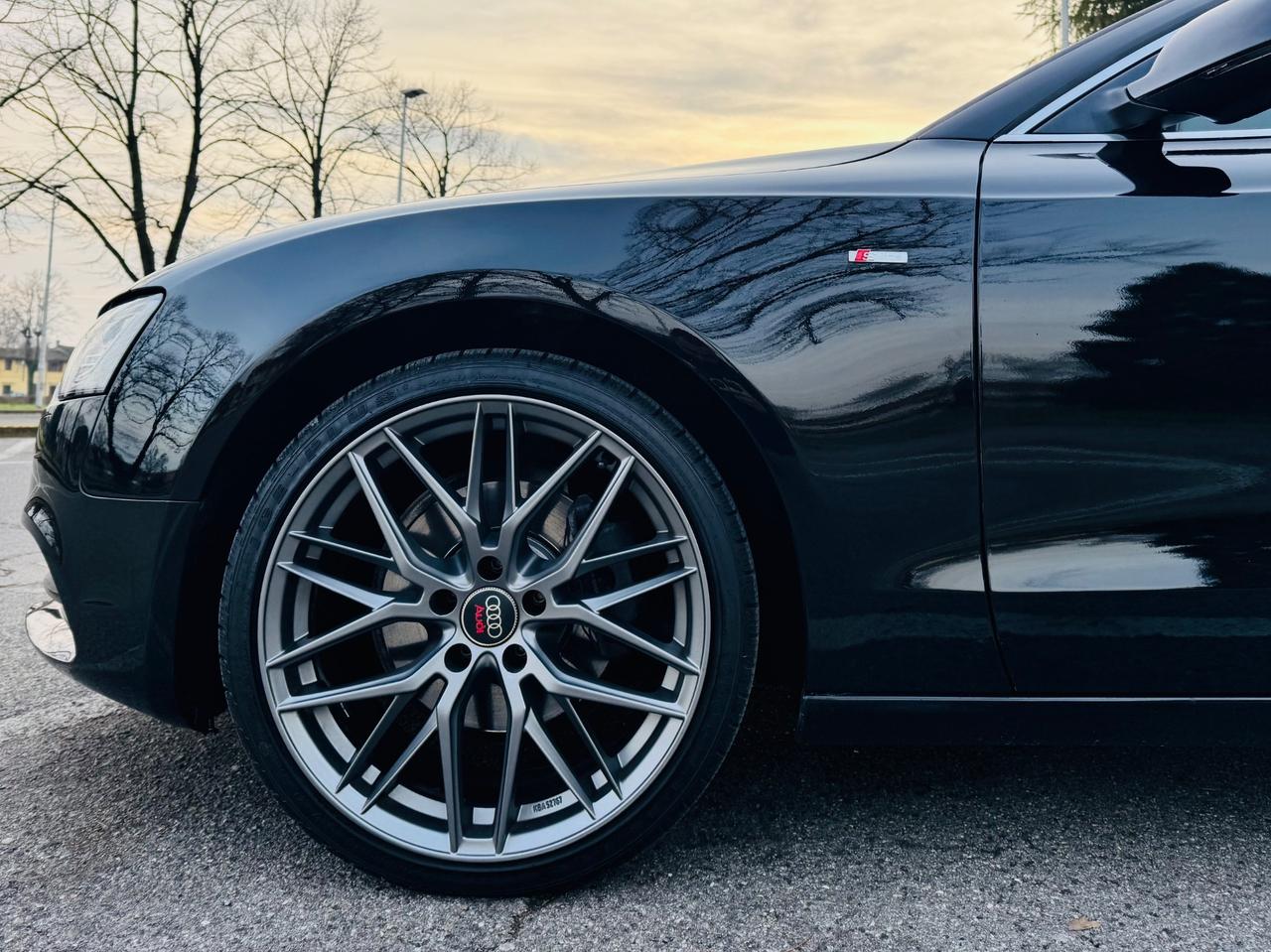 Audi A5 2.0 TDI S-line