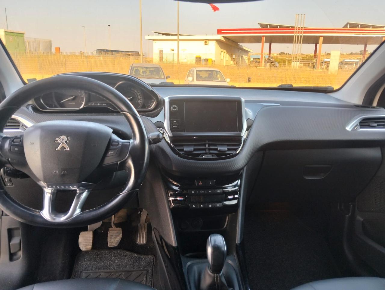 Peugeot 2008 PureTech Turbo 110 S&S Allure