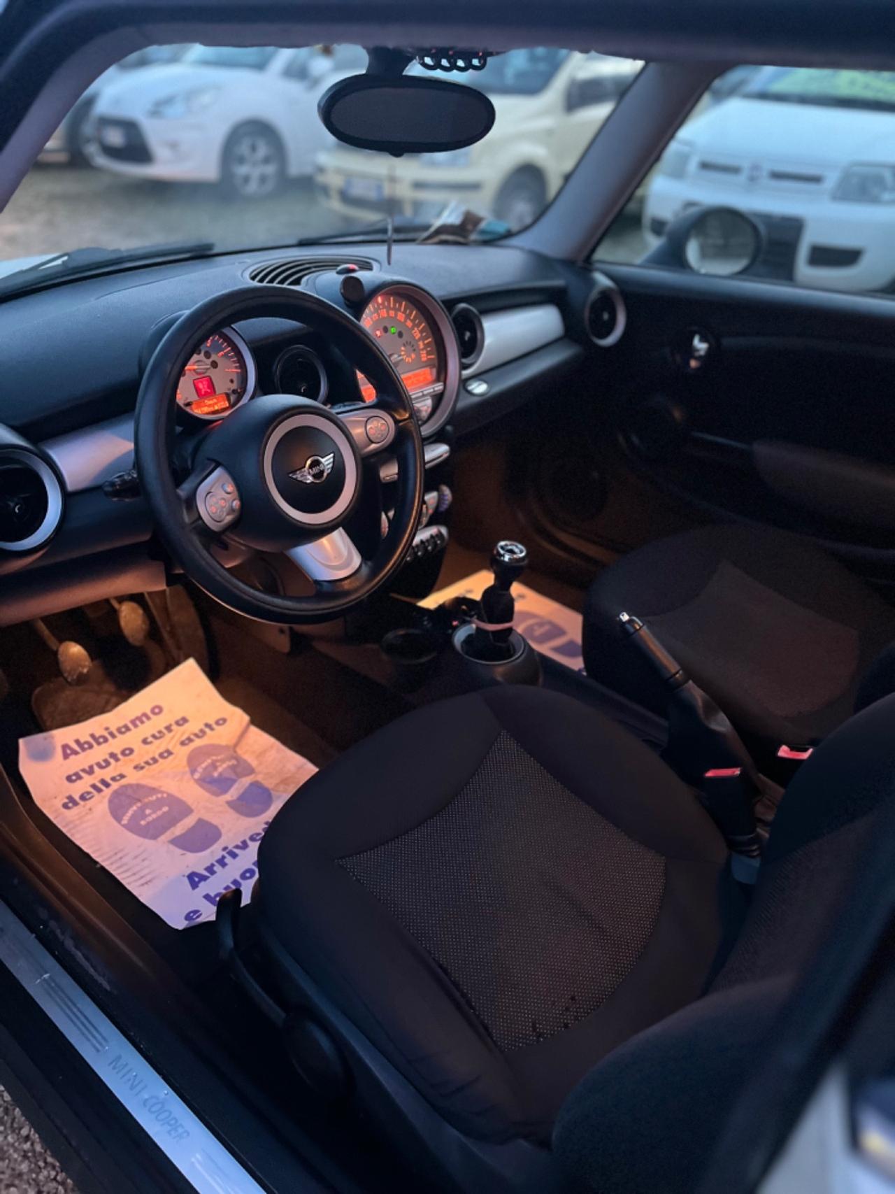 Mini Cooper 1.6 Diesel 2009 SI NEOPATENTATI