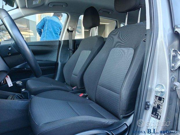 HYUNDAI - i20 - 1.2 5p. Connectline
