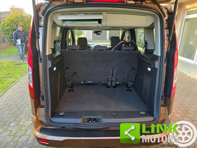 FORD Tourneo Connect 1.6 TDCi 115 CV Titanium GancioTraino