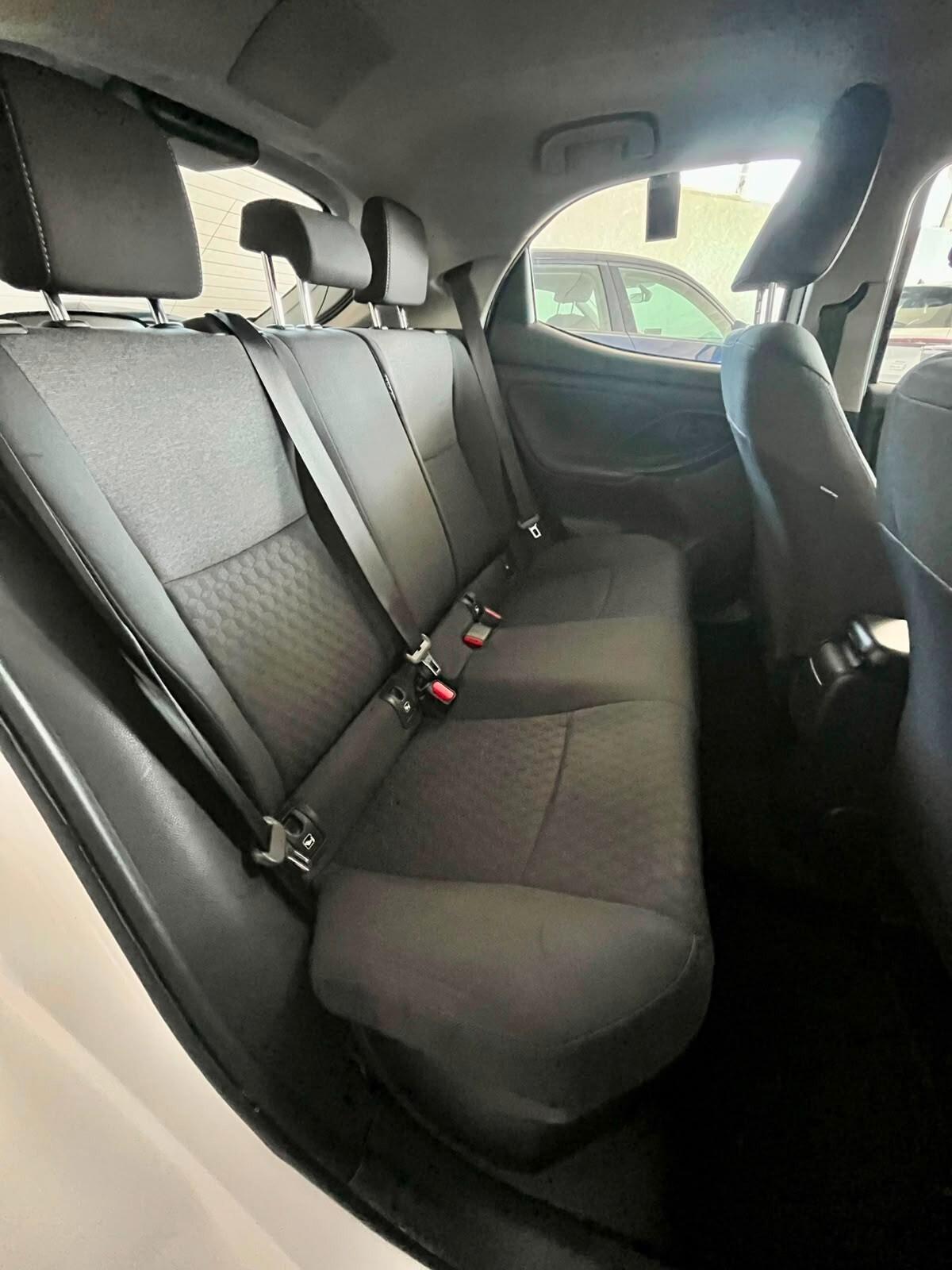 Toyota Yaris 1.5 Hybrid 5 porte Business