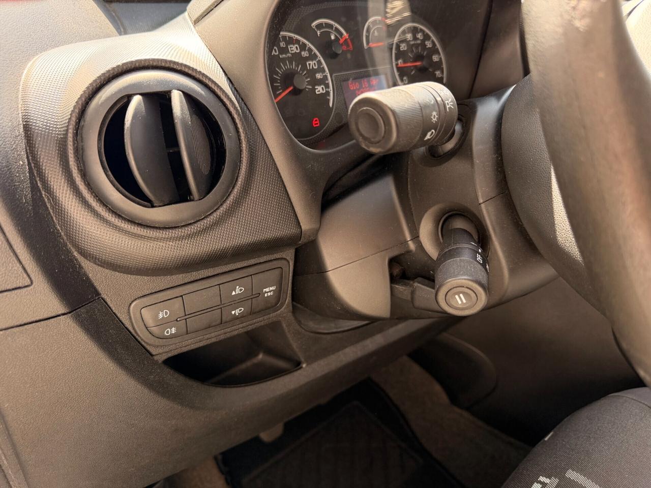 Fiat Qubo 1.3 MJT 75 CV