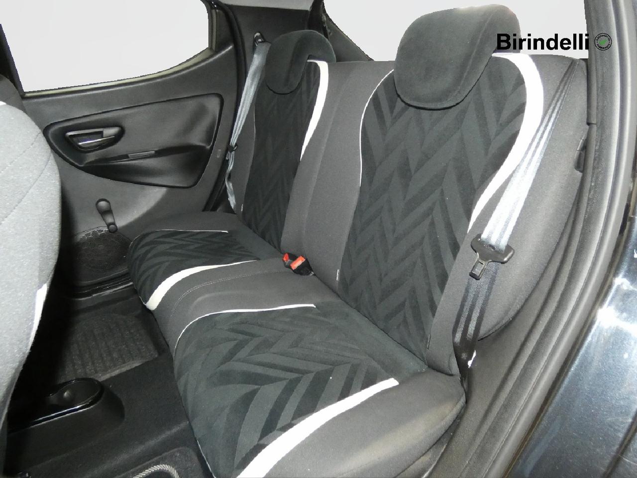 LANCIA Ypsilon 3ª serie - Ypsilon 1.2 69 CV 5 porte Gold