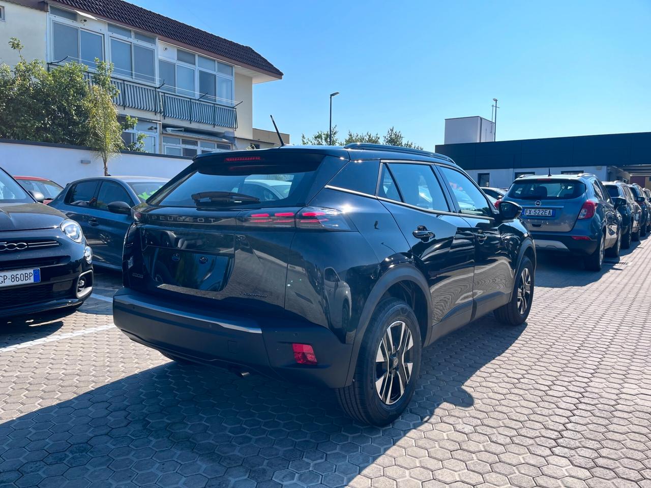 Peugeot 2008 Hybrid 110 Edition e-DCS6 Automatic Km0