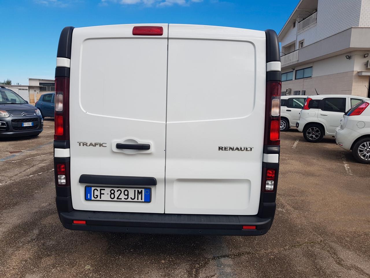 RENAULT TRAFIC T27 2.0 DCI 120CV PC-TN FURGONE