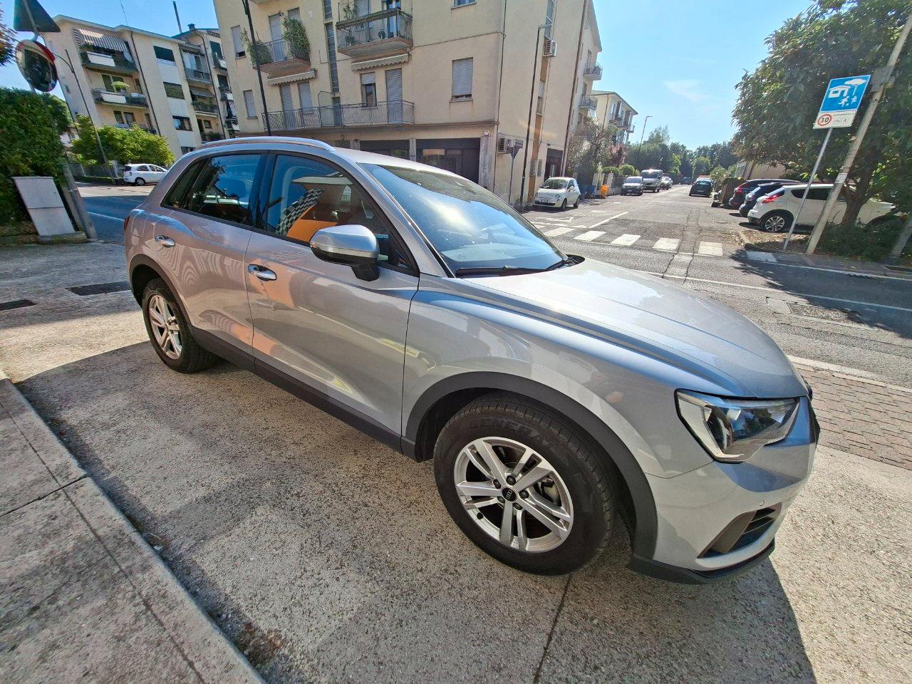 Audi Q3 Sportback 35 2.0 tdi Business Plus s-tronic