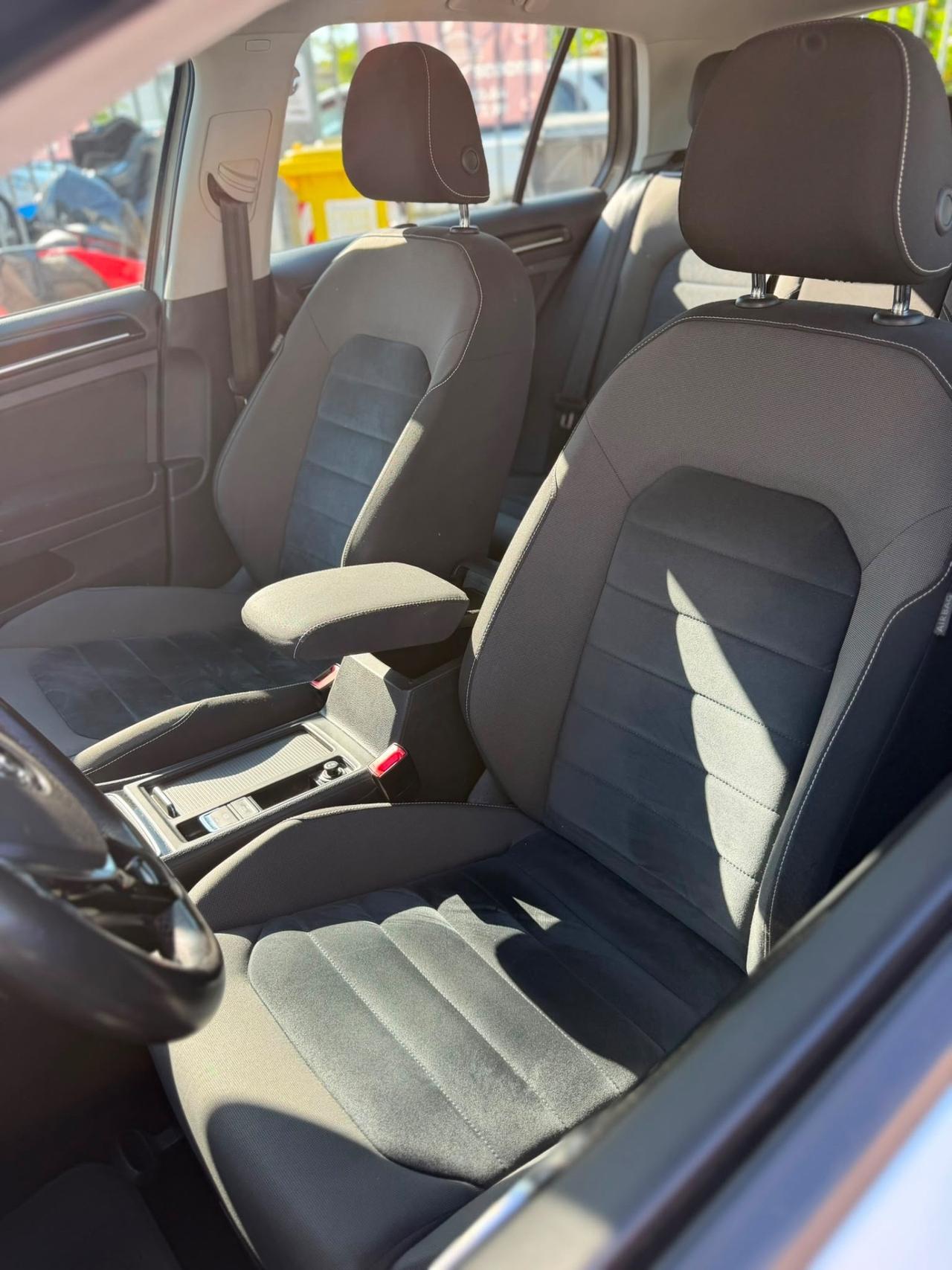 Volkswagen Golf Business 1.6 BlueTDI 110 CV 5p. Highline