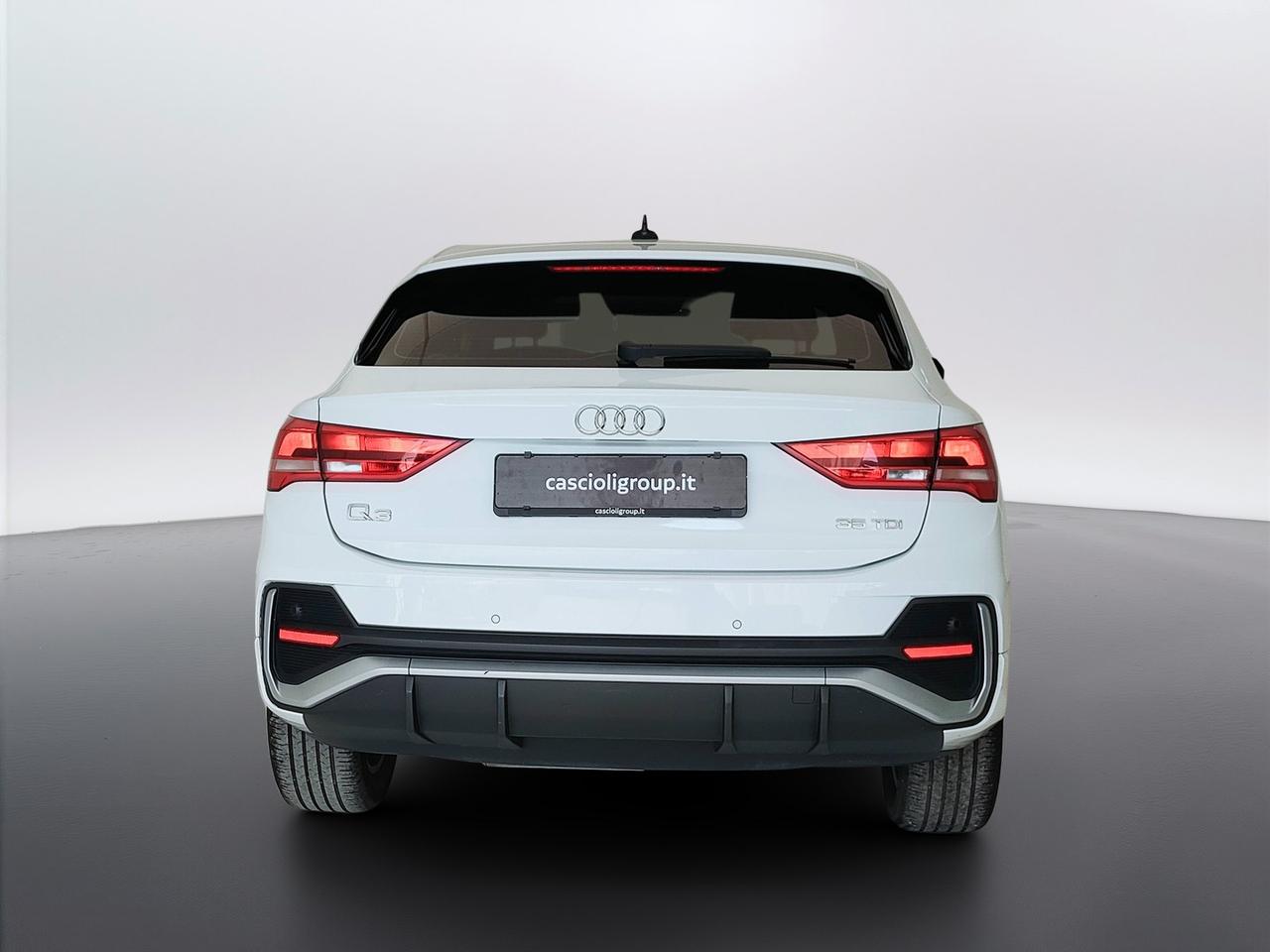 AUDI Q3 I 2019 Sportback - Q3 Sportback 35 2.0 tdi S line edition s-tronic