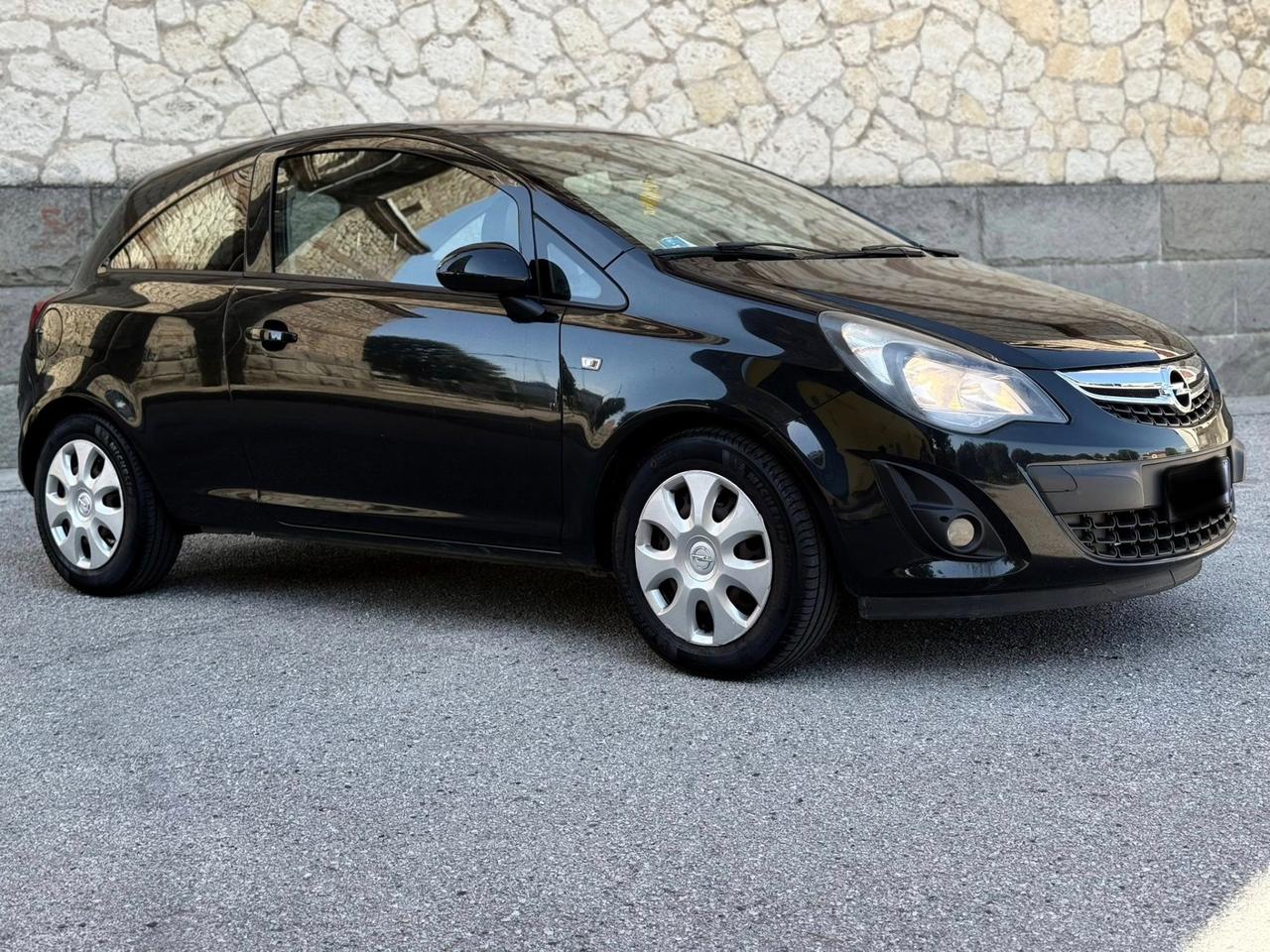 Opel Corsa 1.2 5 porte Edition