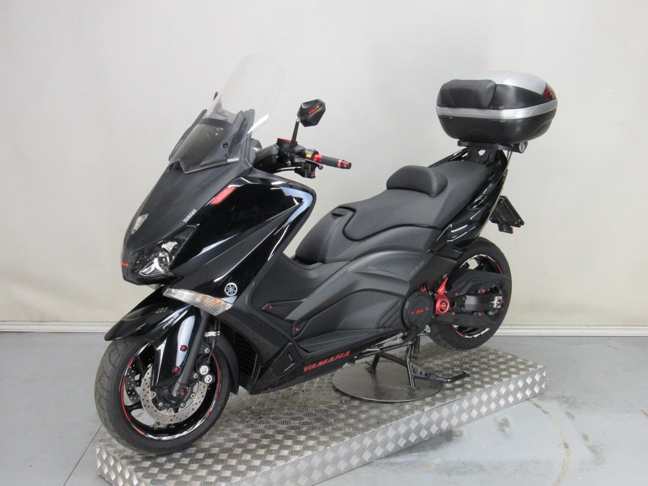 Yamaha T Max 530 ABS AKRAPOVIC