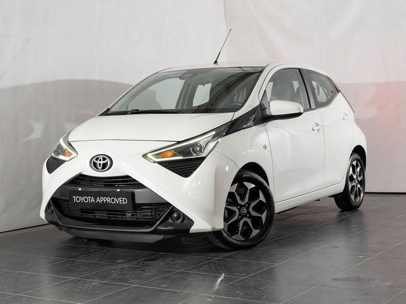 Toyota Aygo Connect 1.0 VVT-i 72 CV 5 porte x-play