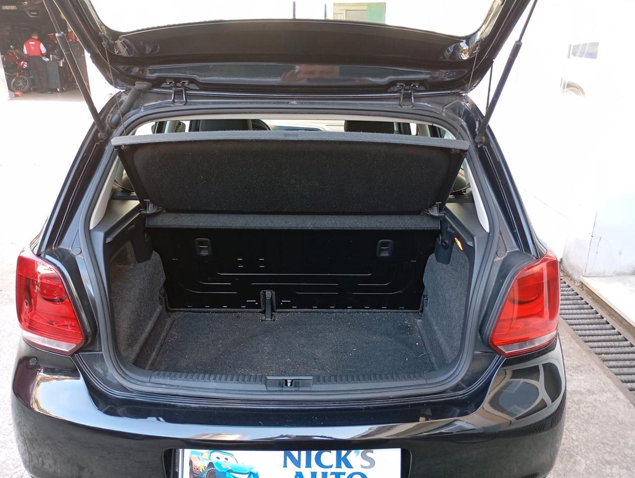 Volkswagen Polo 1.6 Comfortline-2010