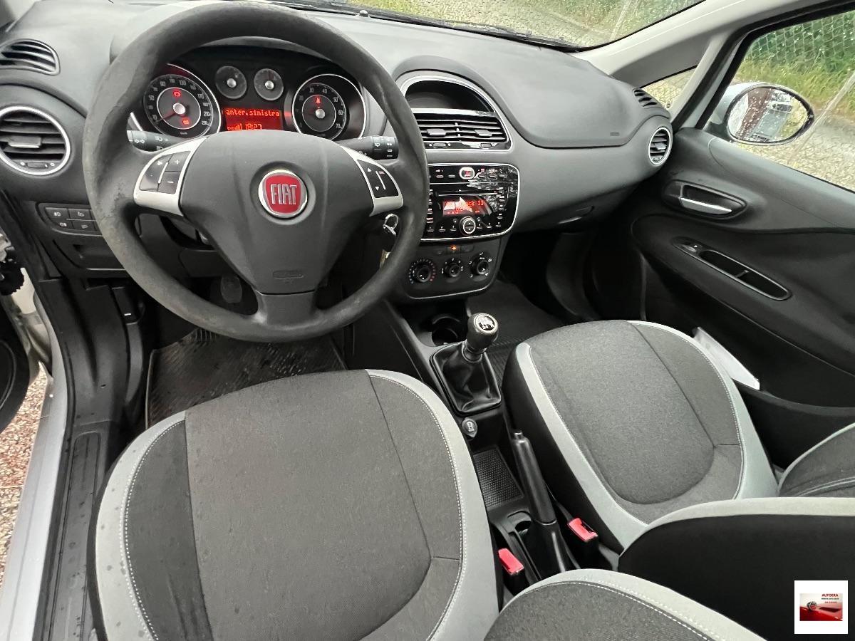 FIAT - Punto - 1.4 8V 5p. Nat. Pow. Virgin Radio
