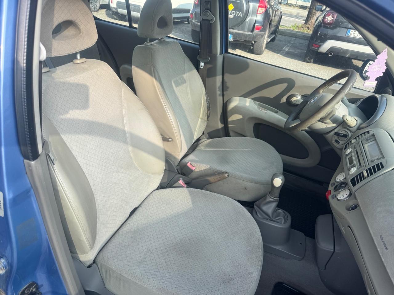 Nissan Micra 1.2 16V 5 porte