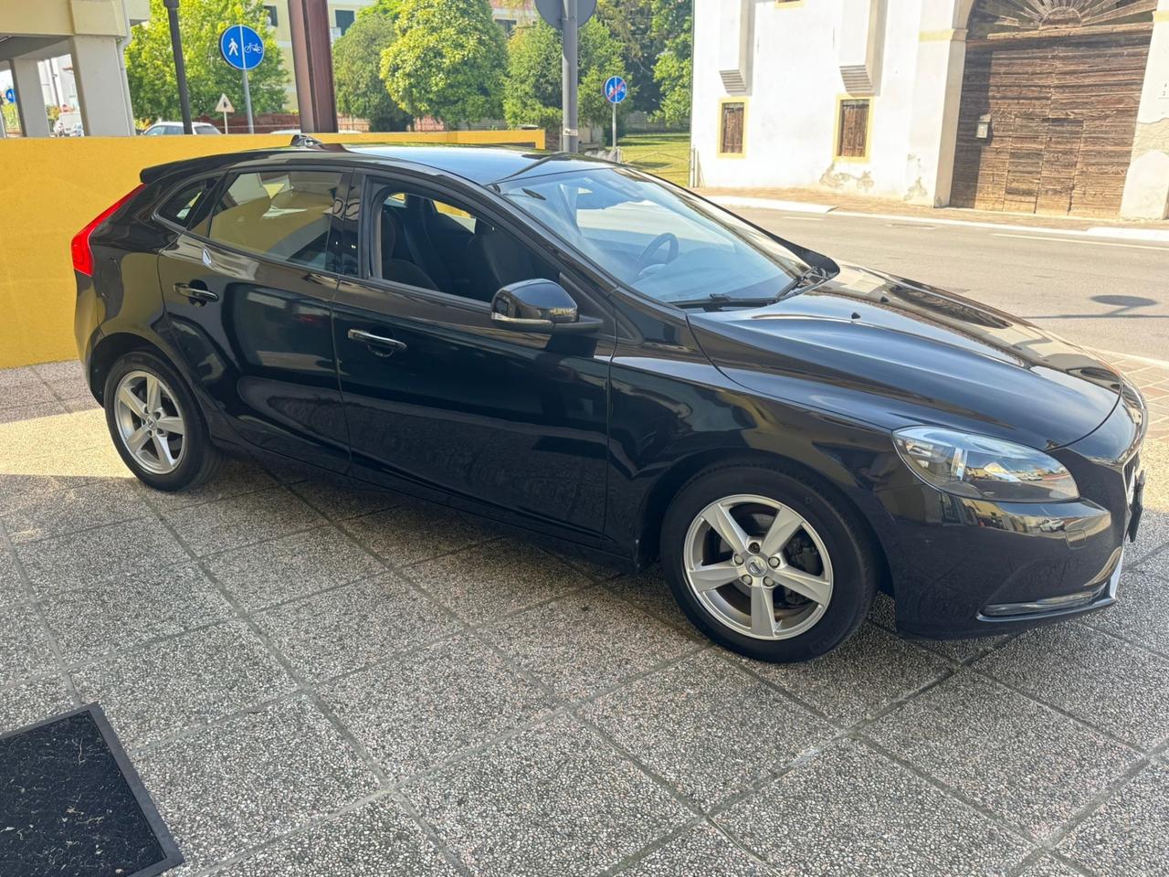 Volvo V40 D2 2.0 120cv 2017