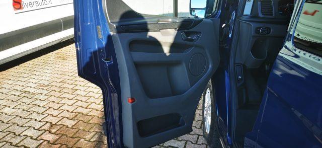FORD Transit Custom 320 2.0 EcoBlue 130 aut. PL Combi Trend