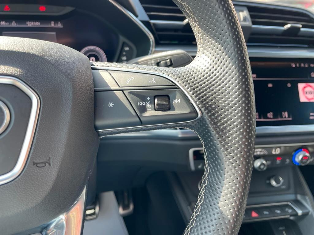 Audi Q3 35 TFSI S line edition