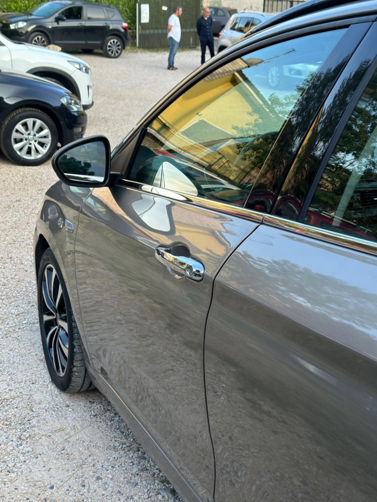 Fiat TIPO S&S SW LOUNGE FULLOPT KMCERT UNICOPR