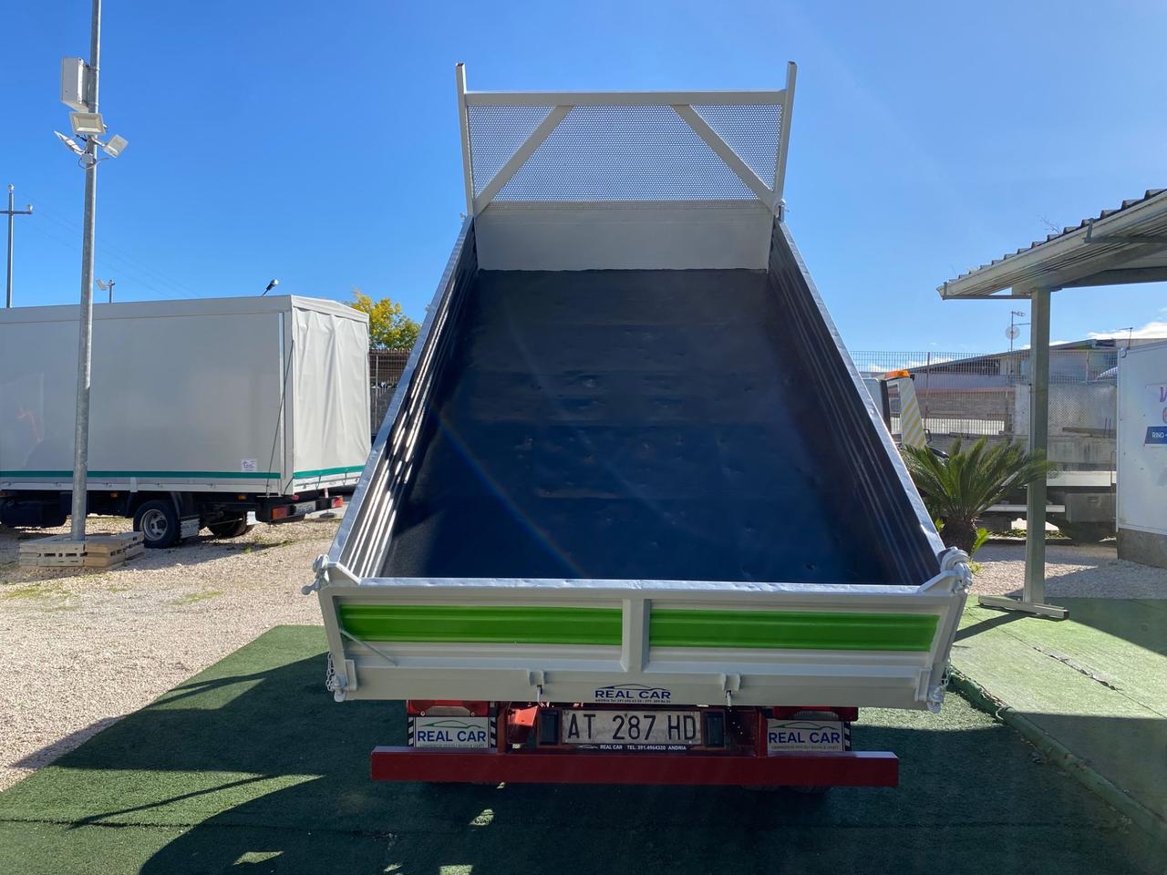 Iveco Daily 35-12 Ribaltabile Trilaterale 3 Posti