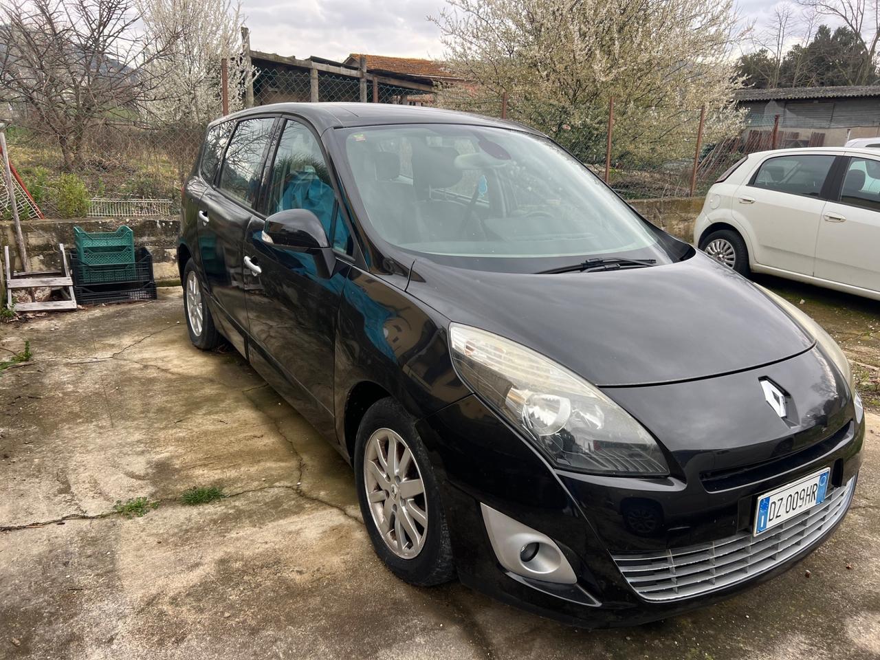 Renault Scenic Scénic 1.9 dCi 130CV Dynamique