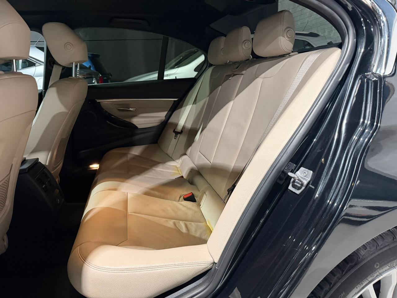 Bmw 330 Pelle+Full-Led+ Automatica