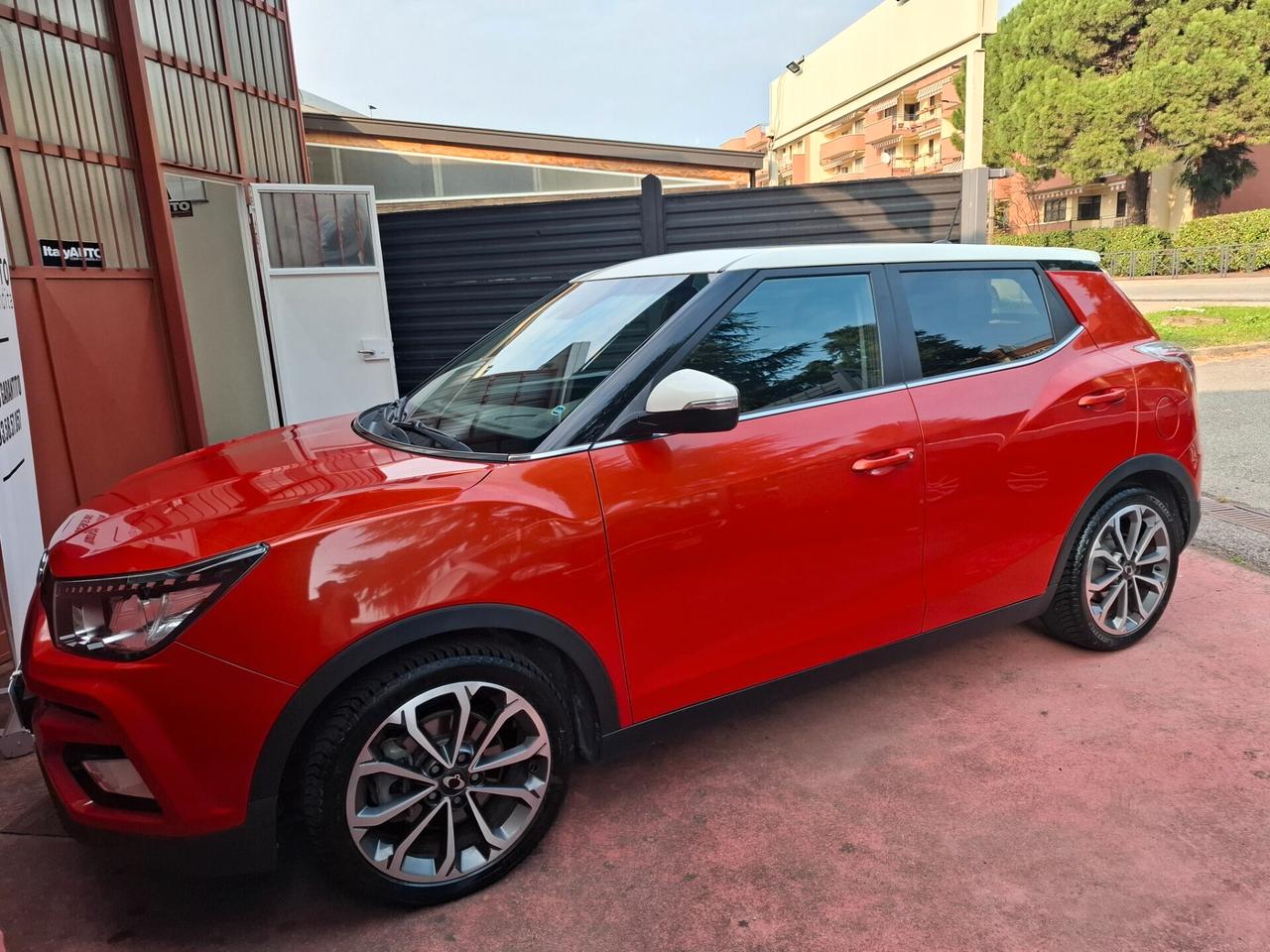 Ssangyong Tivoli 1.6 2WD Bi-fuel GPL Go