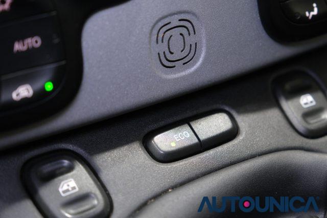 FIAT Panda CROSS 4x4 0.9 TWINAIR TURBO S&S NEOPATENTATI