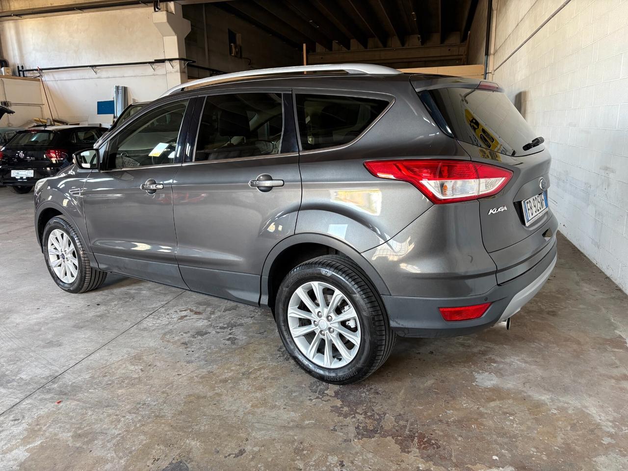 Ford Kuga 2.0 TDCI 150 CV 4WD 4x4 Cambio MANUALE