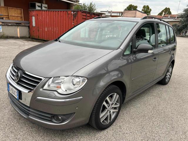 VOLKSWAGEN Touran 1.9 TDI 105CV Highline senza nessun lavoro da fare