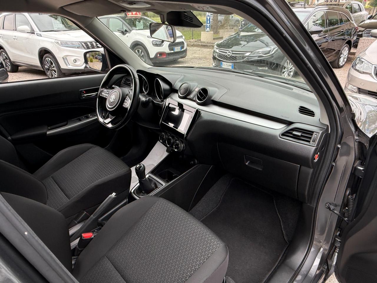 "PERFETTA " Suzuki Swift 1.2 Hybrid 4WD TOP