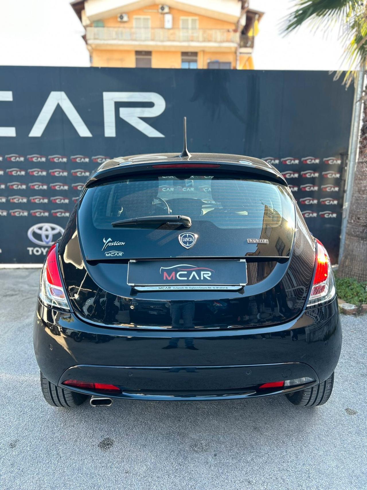 Lancia Ypsilon 1.0 FireFly 5 porte S&S Hybrid Ecochic Gold