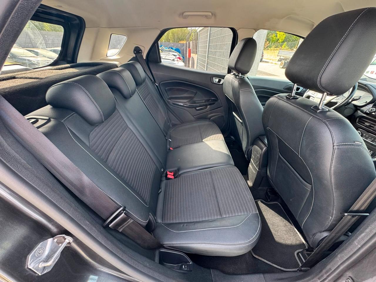 Ford EcoSport 1.5 TDCi 100 CV Start&Stop ST-Line Black Edition