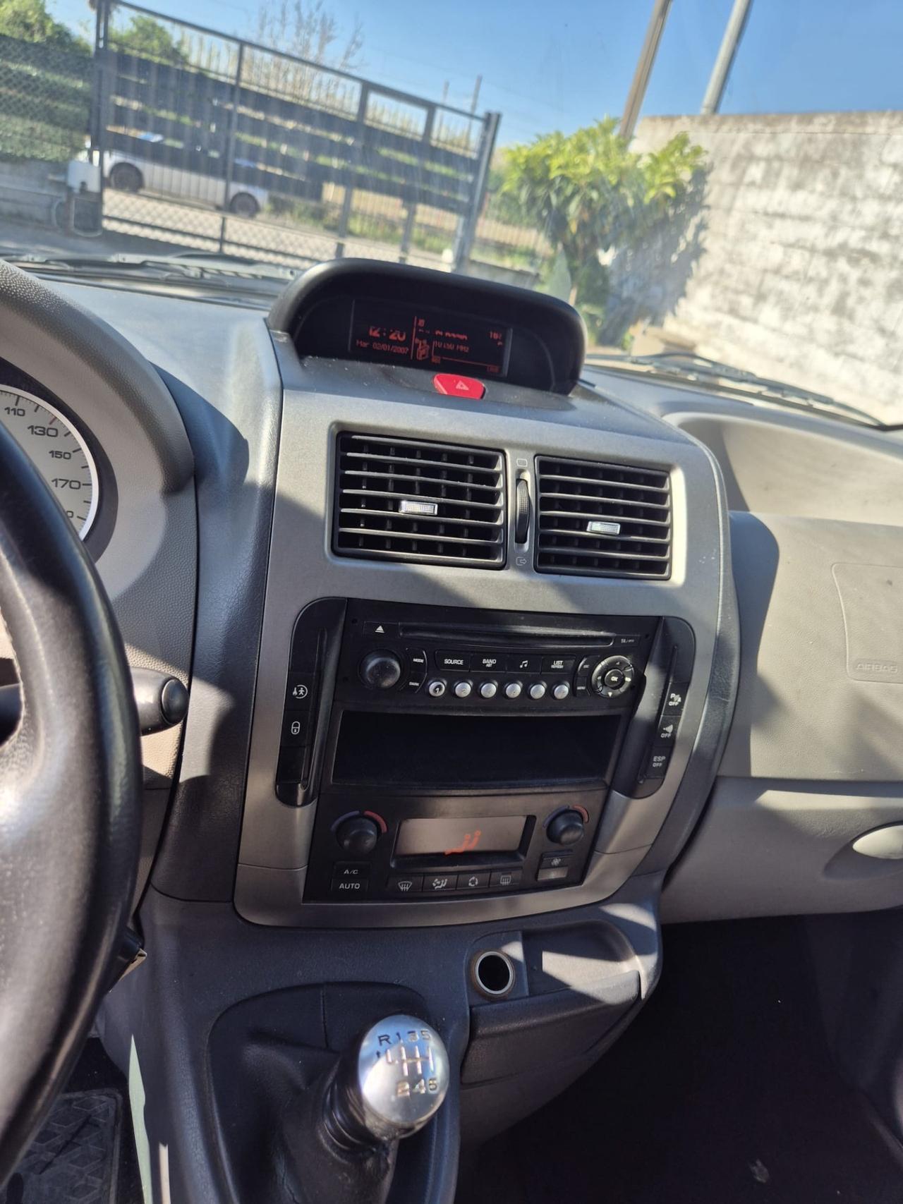 Peugeot Expert Tepee 2.0 HDi 120CV PC Premium 6P