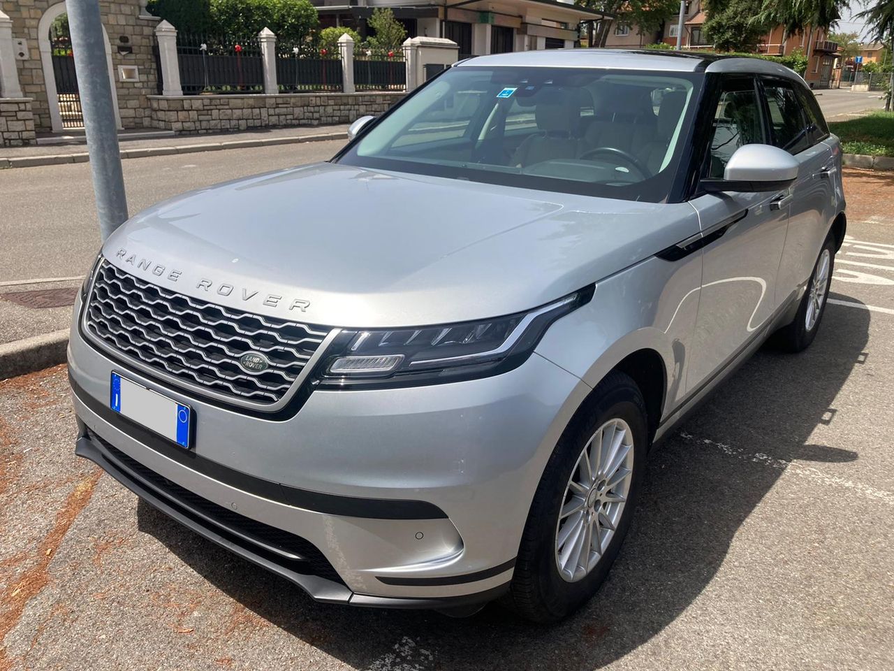 LAND ROVER Range Rover Velar 2.0d i4 180cv