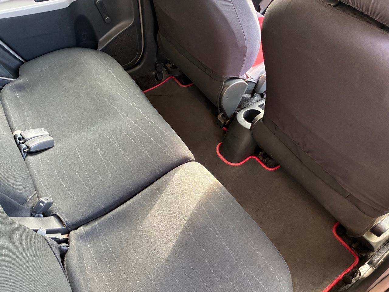 Toyota Yaris 1.3 Sol - 5 porte