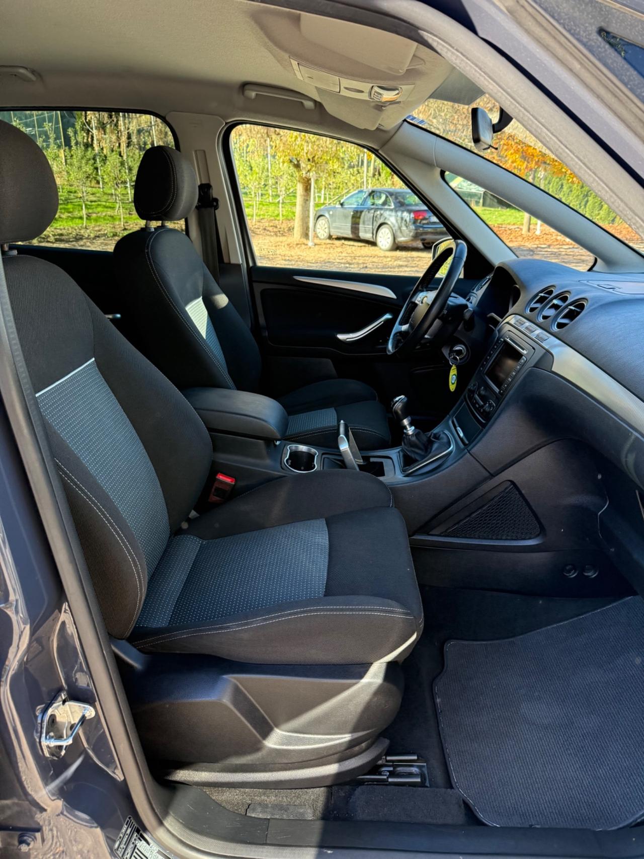 Ford S-Max 2.0 TDCi 140CV 7 posti Business Nav